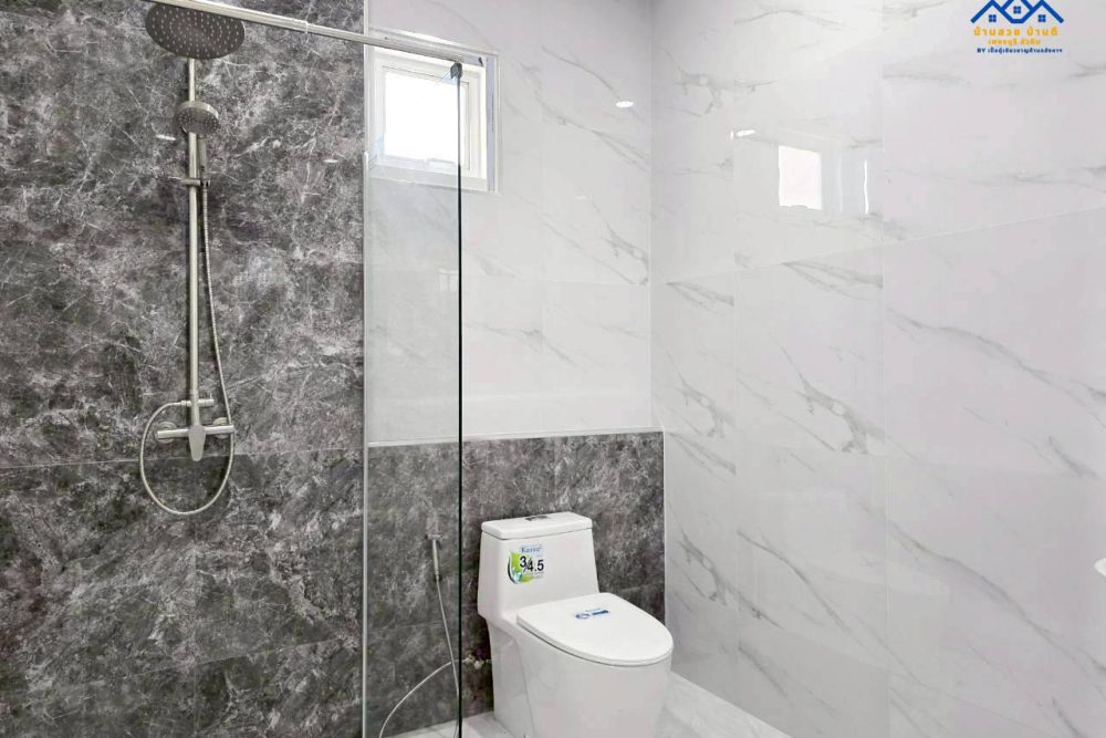 LINE_ALBUM_2412026_260126_11