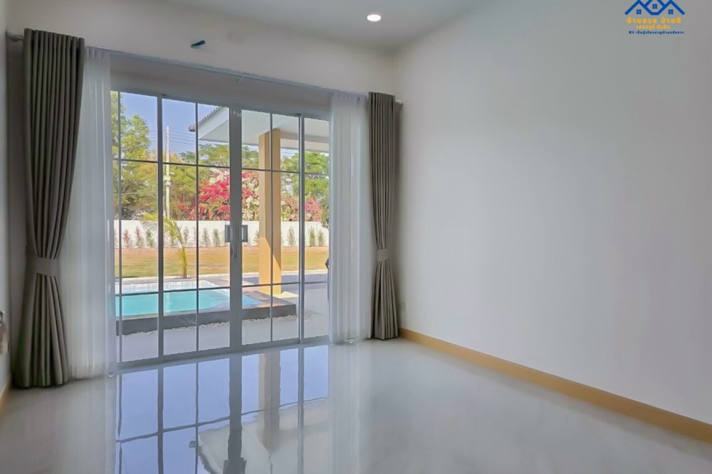 LINE_ALBUM_2412026_260126_16