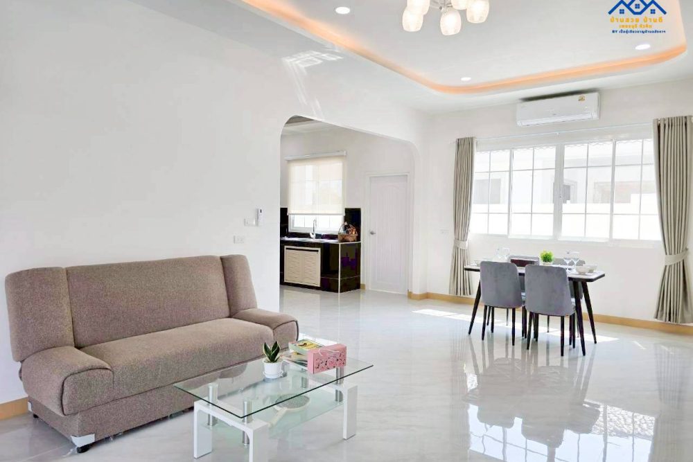 LINE_ALBUM_2412026_260126_2