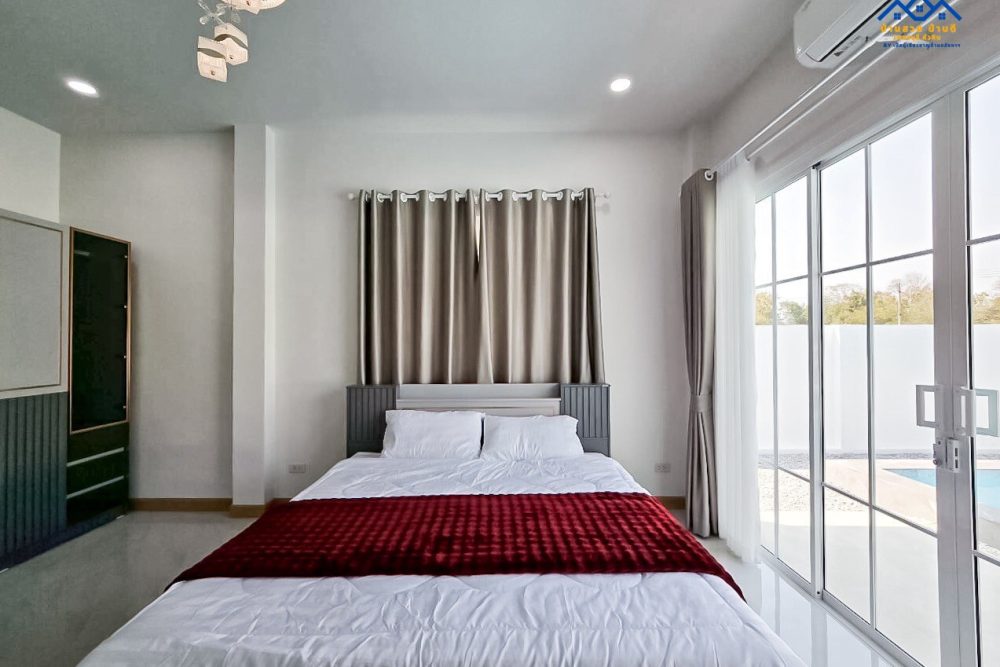 LINE_ALBUM_2412026_260126_21