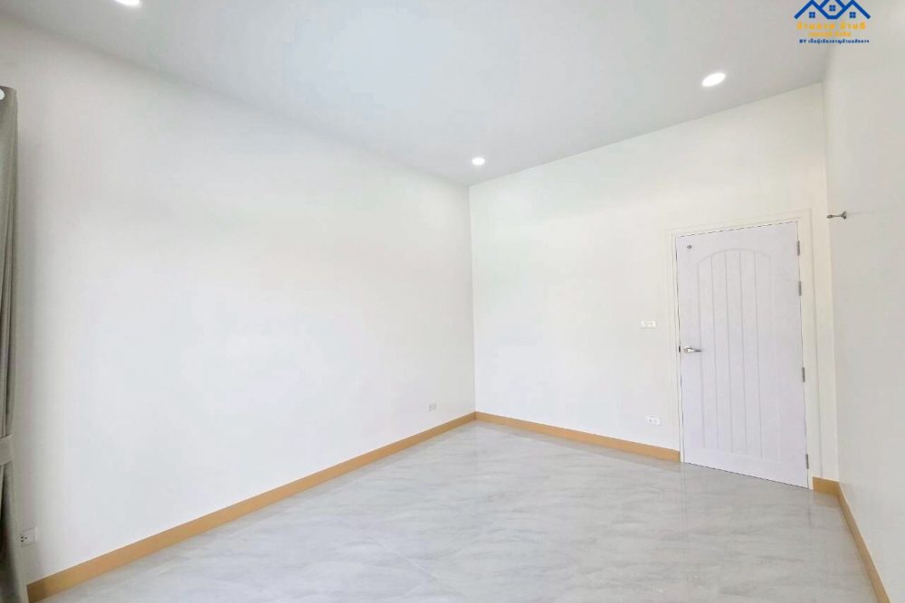 LINE_ALBUM_2412026_260126_24