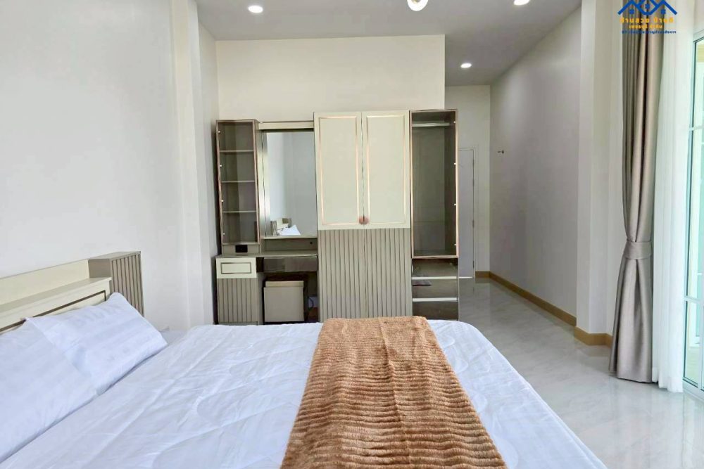 LINE_ALBUM_2412026_260126_6