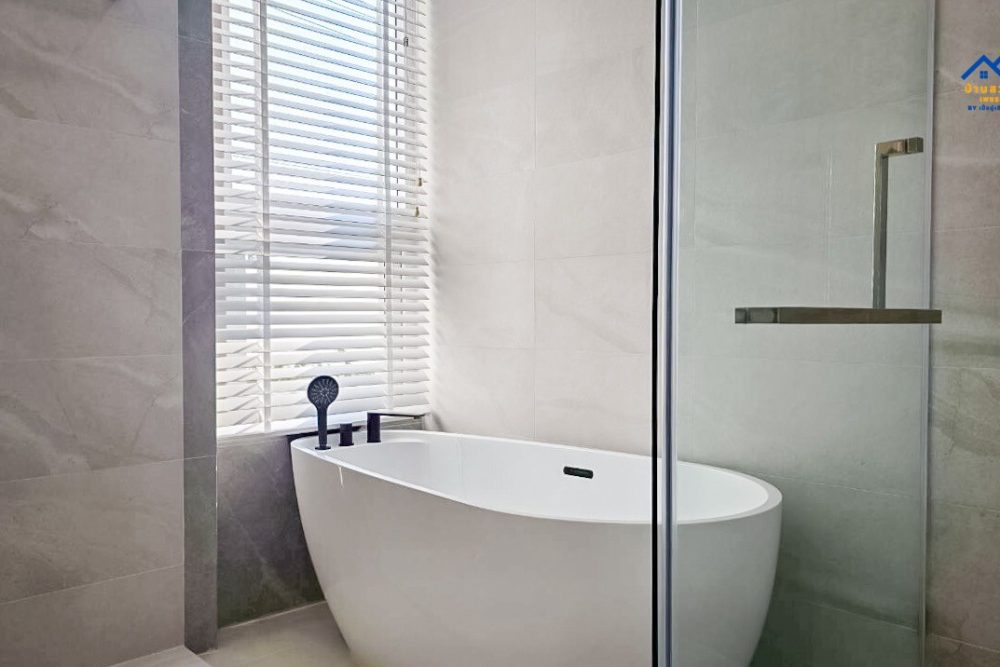 LINE_ALBUM_8469_260409_33