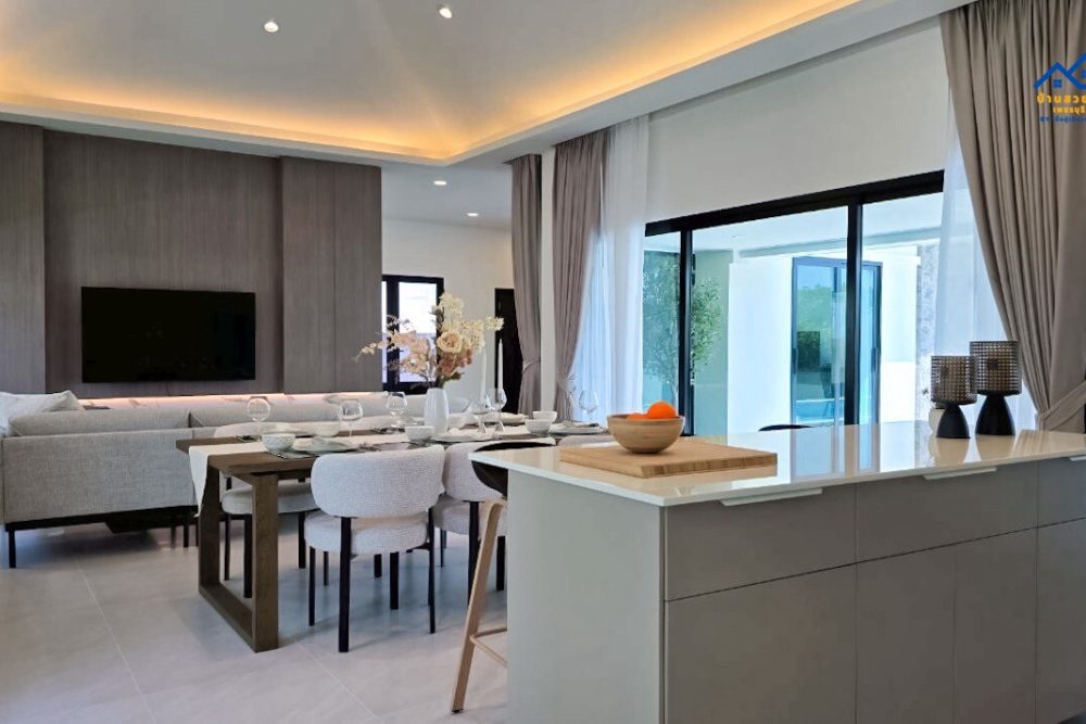 LINE_ALBUM_9469_260410_24