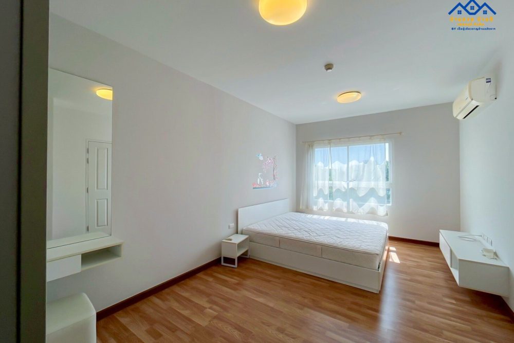 LINE_ALBUM_C002_260115_10