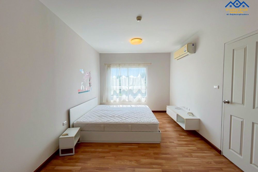 LINE_ALBUM_C002_260115_9