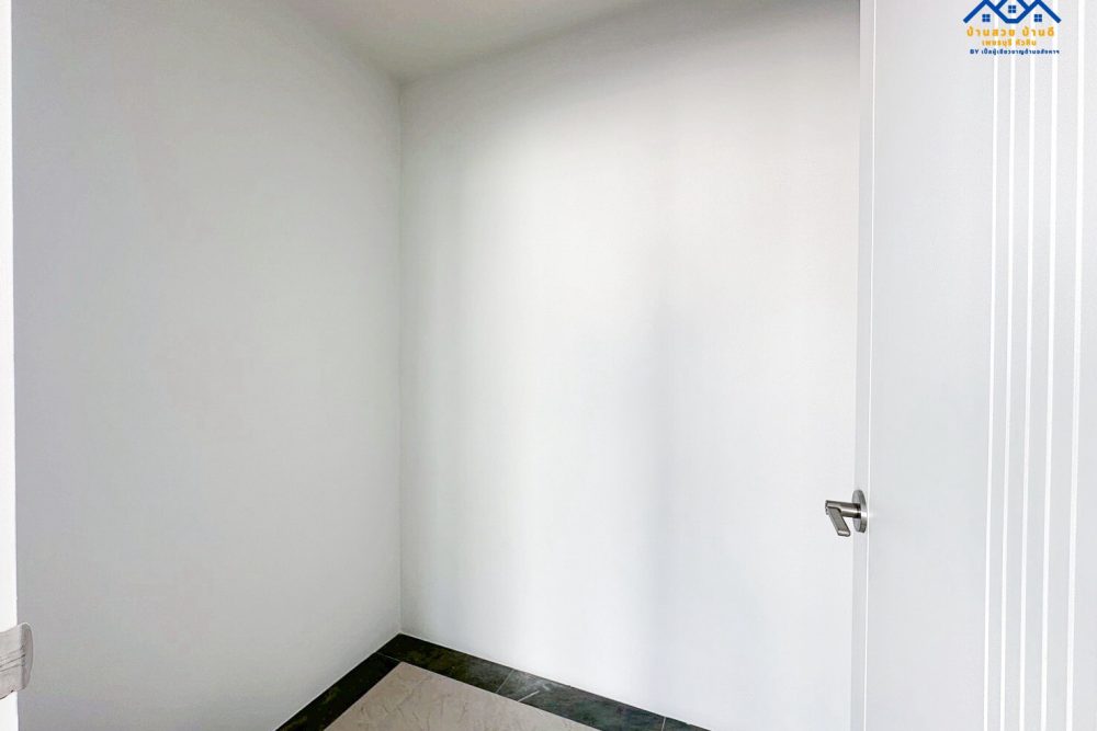 LINE_ALBUM_Chada Type A_251004_1