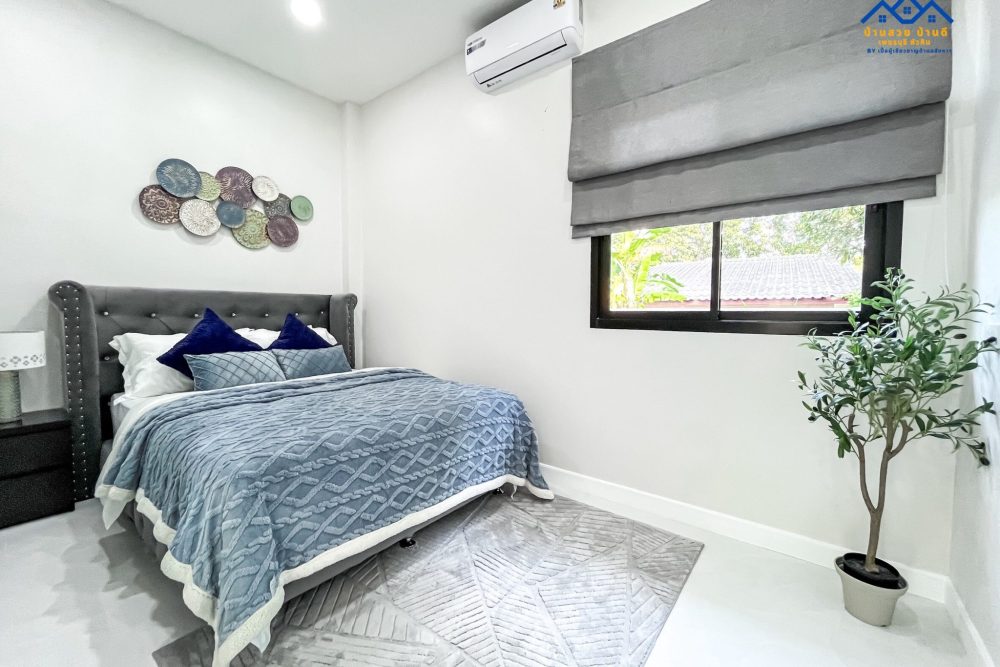 LINE_ALBUM_Modern Tropical pool villa 🏡_251217_15