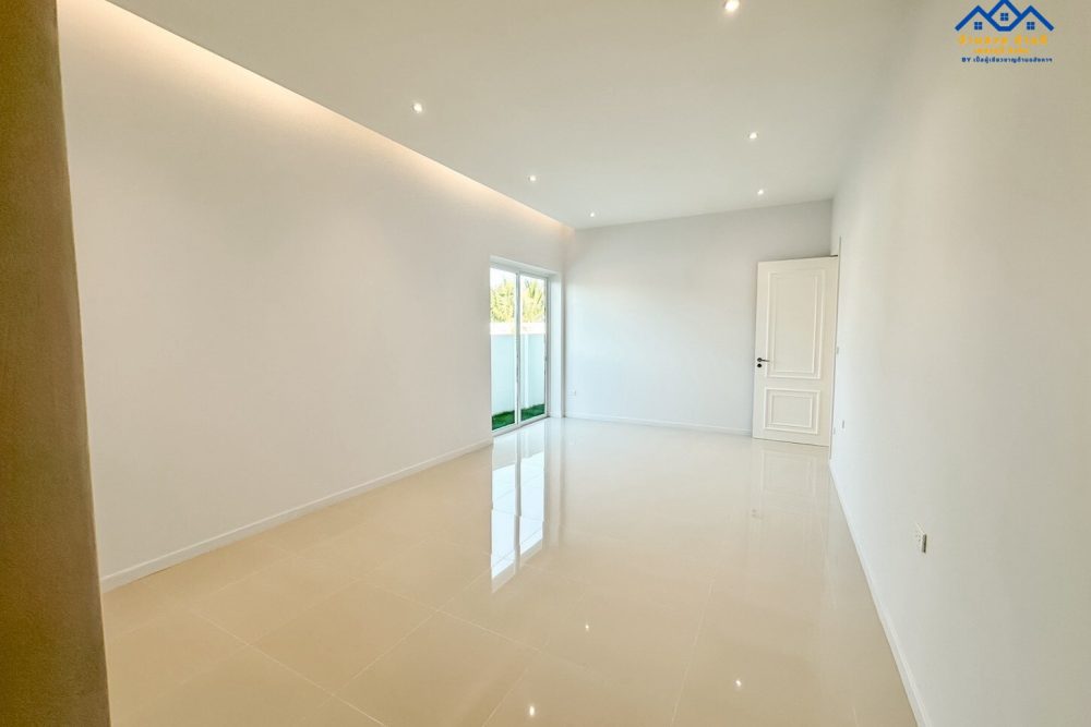 LINE_ALBUM_N202601006_260119_9