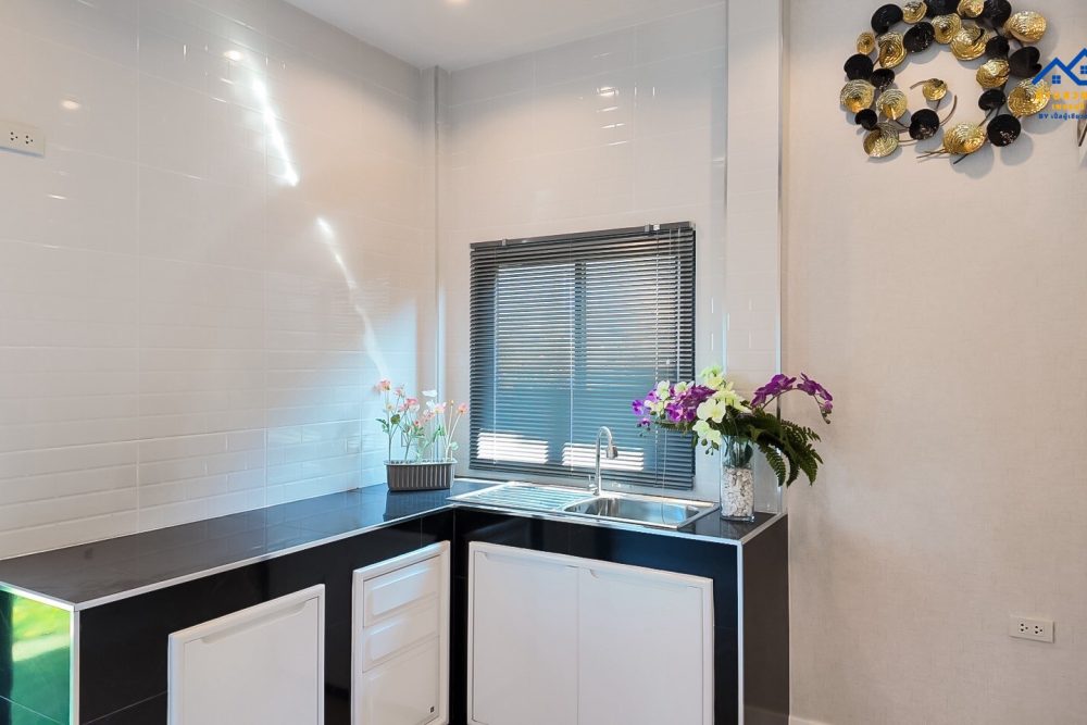 LINE_ALBUM_N202603014_260313_17