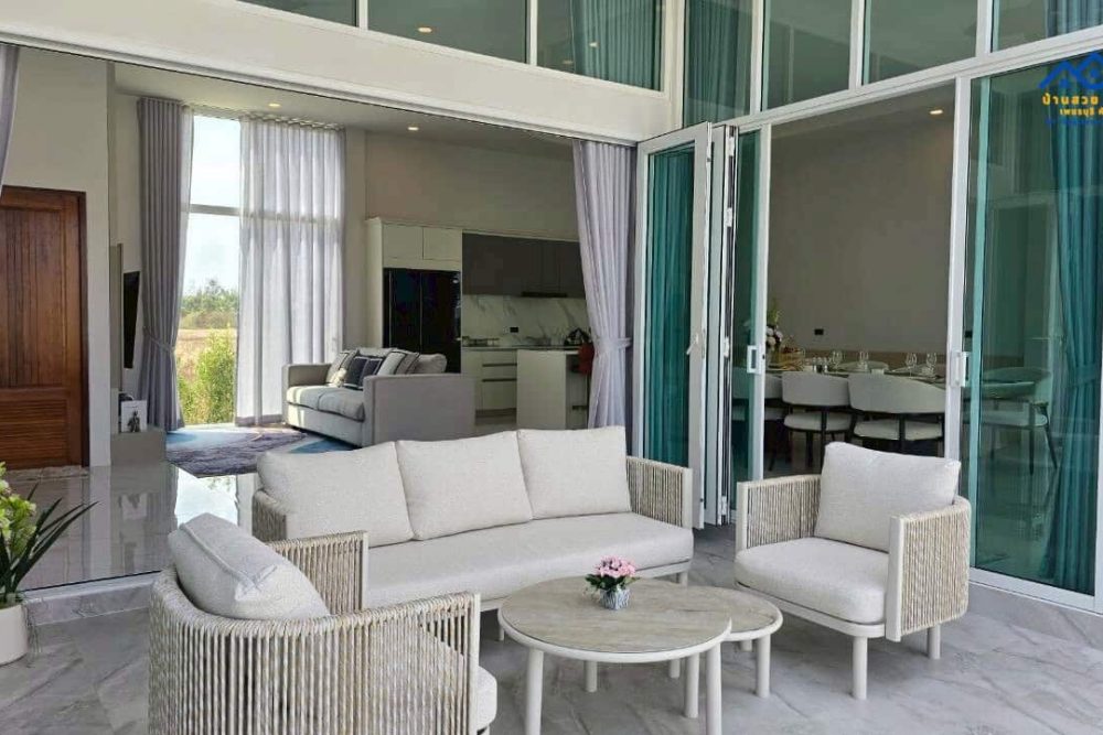 LINE_ALBUM_N202603018_260322_15