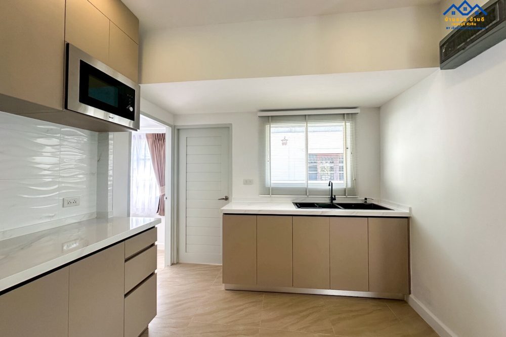 LINE_ALBUM_R002_260119_11