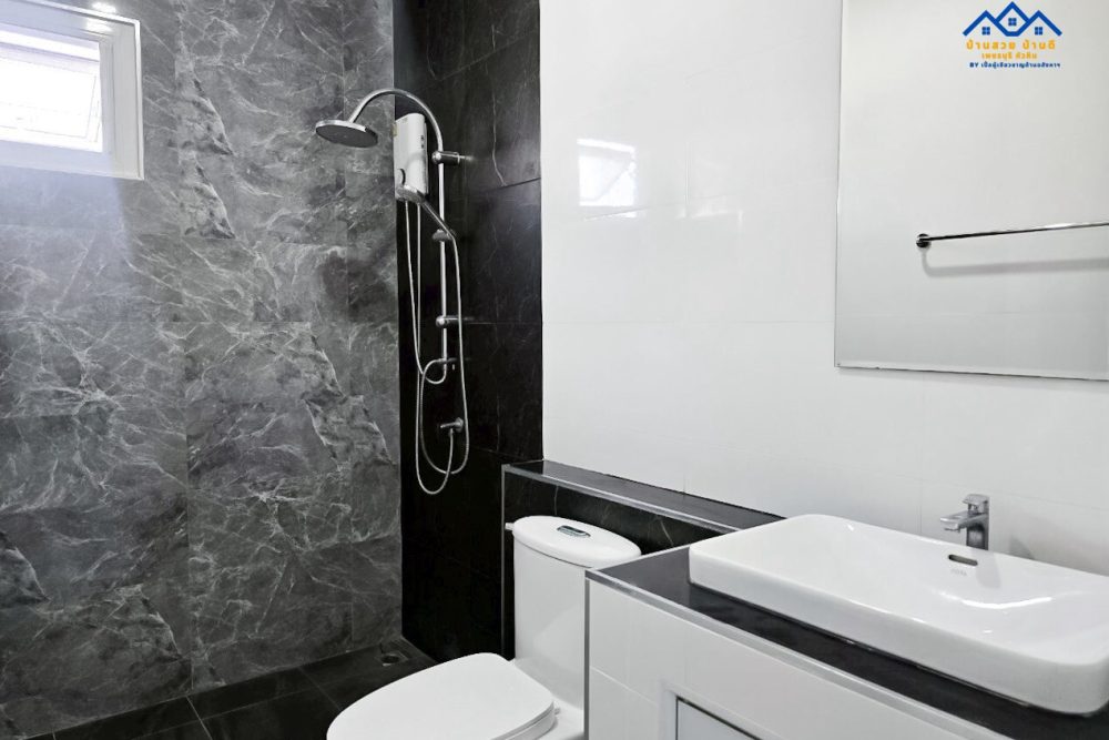 LINE_ALBUM_R202602001_260208_8