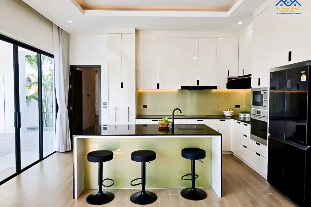 LINE_ALBUM_บ้านพูลวิลล่า ระเบียงดาดฟ้าชมวิว หัวห_251207_23