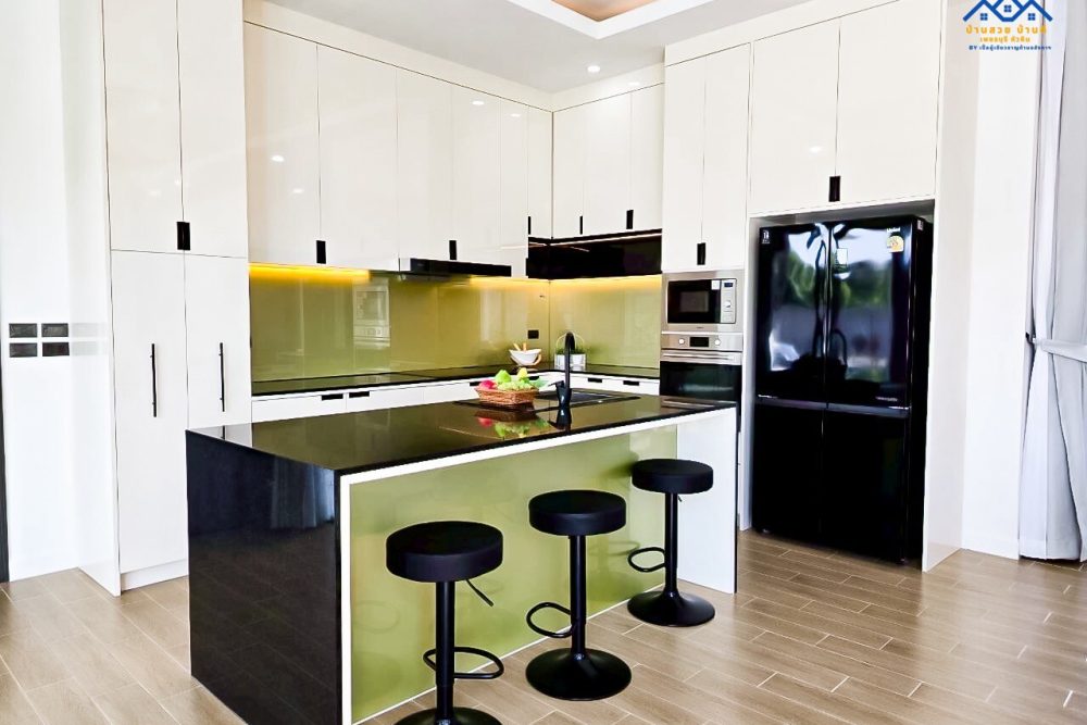 LINE_ALBUM_บ้านพูลวิลล่า ระเบียงดาดฟ้าชมวิว หัวห_251207_24