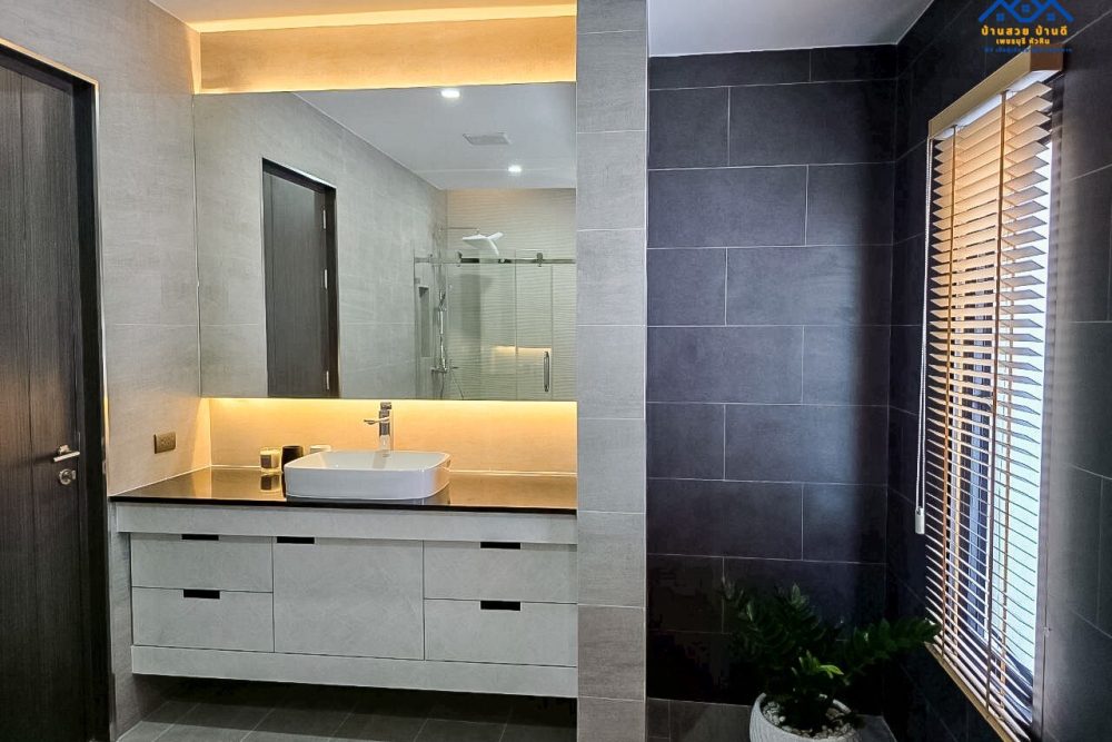 LINE_ALBUM_บ้านพูลวิลล่า ระเบียงดาดฟ้าชมวิว หัวห_251207_38