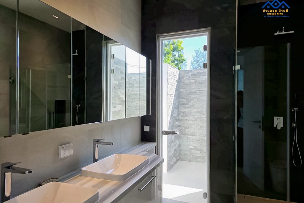 LINE_ALBUM_บ้านพูลวิลล่า ร่มรื่น หัวหิน_251221_11