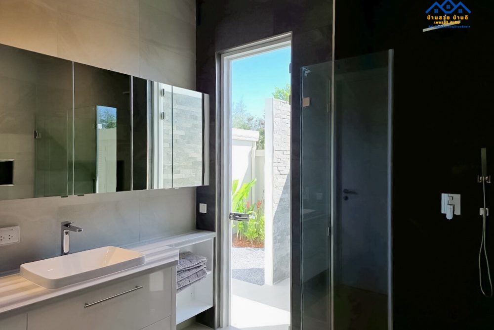 LINE_ALBUM_บ้านพูลวิลล่า ร่มรื่น หัวหิน_251221_12