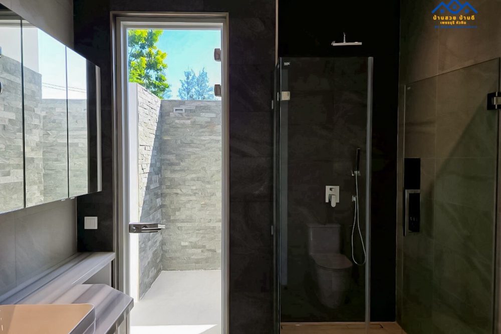 LINE_ALBUM_บ้านพูลวิลล่า ร่มรื่น หัวหิน_251221_13