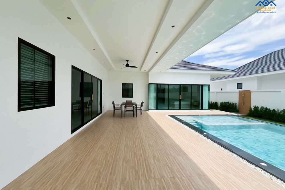 LINE_ALBUM_บ้านเดี่ยวพื้นที่เยอะ รอใส่โก้_251027_12