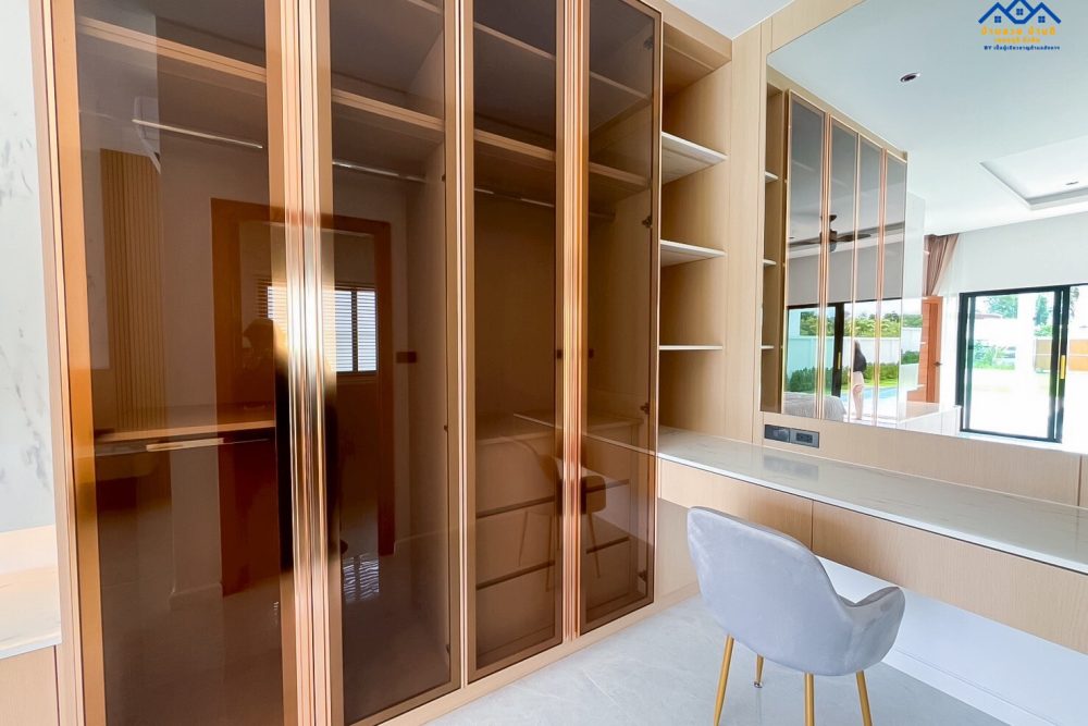 LINE_ALBUM_บ้านเดี่ยวพื้นที่เยอะ รอใส่โก้_251027_15