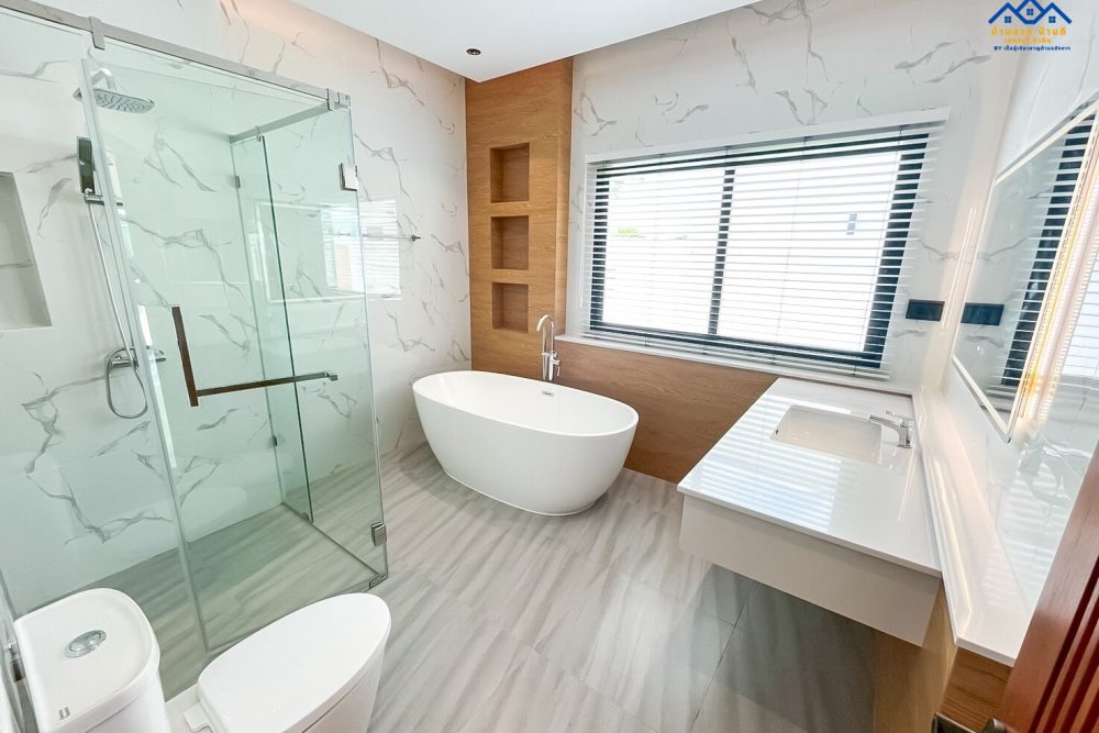 LINE_ALBUM_บ้านเดี่ยวพื้นที่เยอะ รอใส่โก้_251027_16