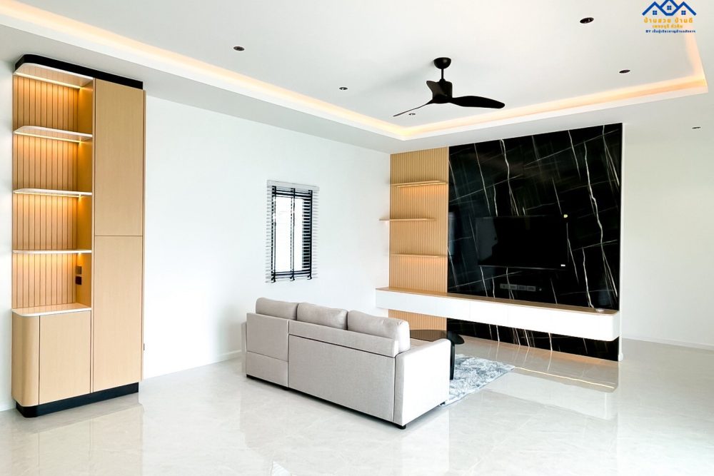 LINE_ALBUM_บ้านเดี่ยวพื้นที่เยอะ รอใส่โก้_251027_30