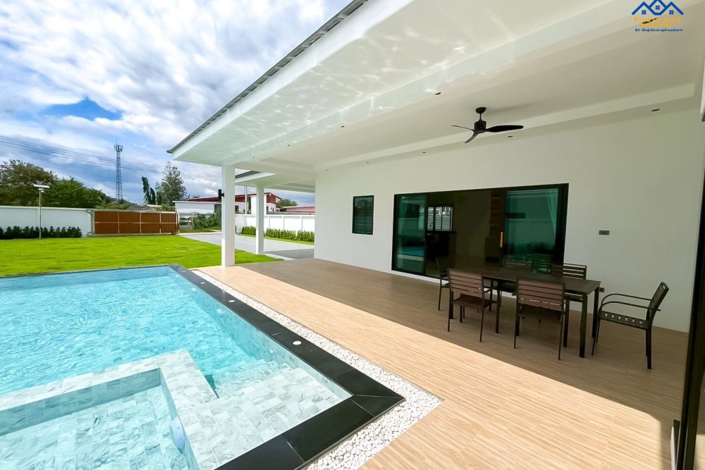 LINE_ALBUM_บ้านเดี่ยวพื้นที่เยอะ รอใส่โก้_251027_8