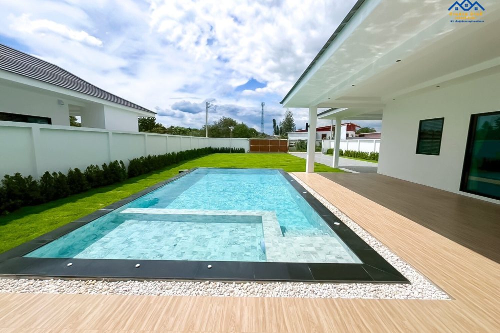 LINE_ALBUM_บ้านเดี่ยวพื้นที่เยอะ รอใส่โก้_251027_9