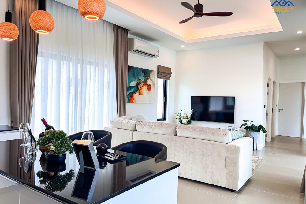 LINE_ALBUM_บ้านเดี่ยวพูลวิลล่า พร้อมอยู่ 🏡_251115_16