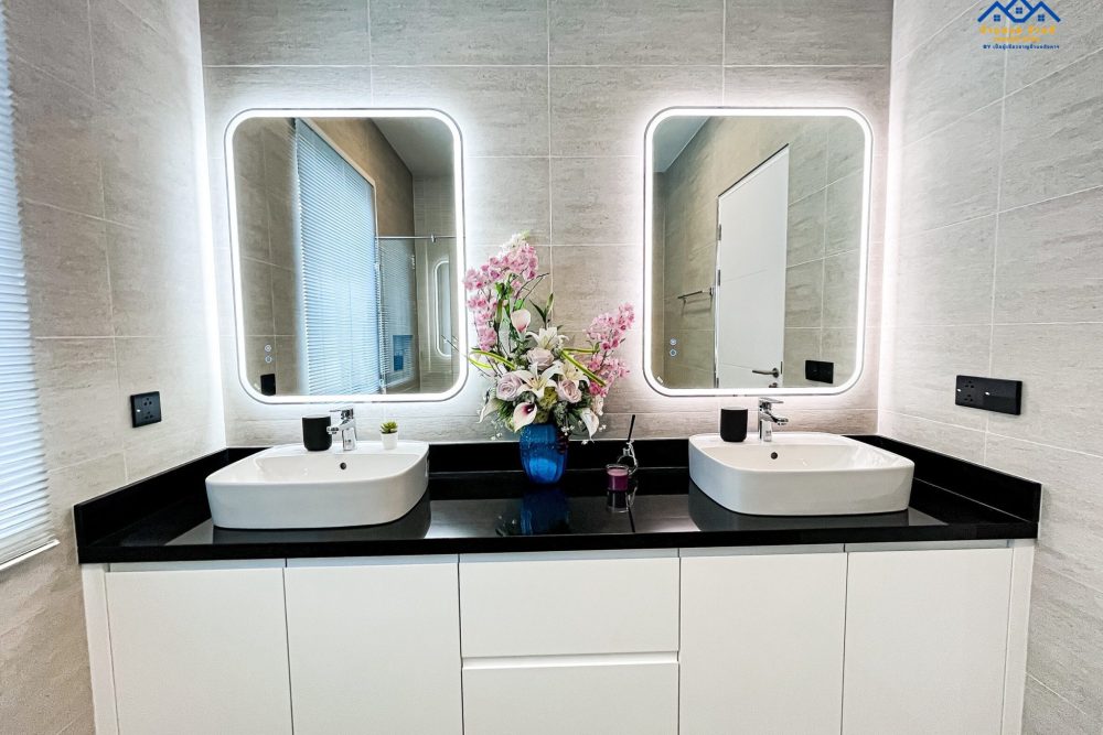 LINE_ALBUM_บ้านเดี่ยวพูลวิลล่า พร้อมอยู่ 🏡_251115_3