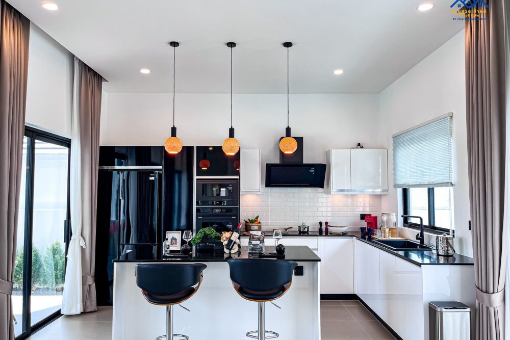 LINE_ALBUM_บ้านเดี่ยวพูลวิลล่า พร้อมอยู่ 🏡_251115_45