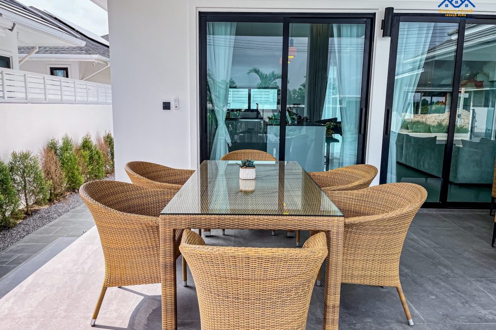 LINE_ALBUM_บ้านเดี่ยวพูลวิลล่า พร้อมอยู่ 🏡_251115_49